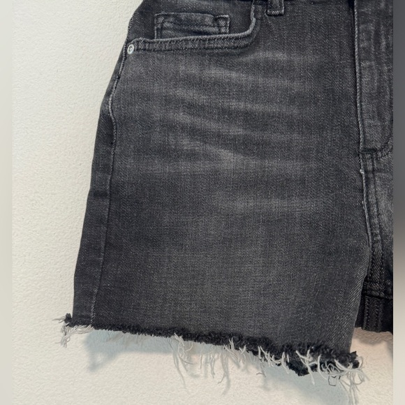 Lee Relaxed Fit High Rise Heritage Black Raw Hem Jean Shorts Size 6 - Picture 4 of 14